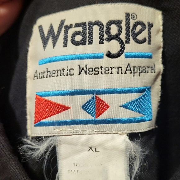 Vintage Wrangler Western Wear Black AztecRodeo Button Down Shirt Size XLarge - Picture 4 of 6